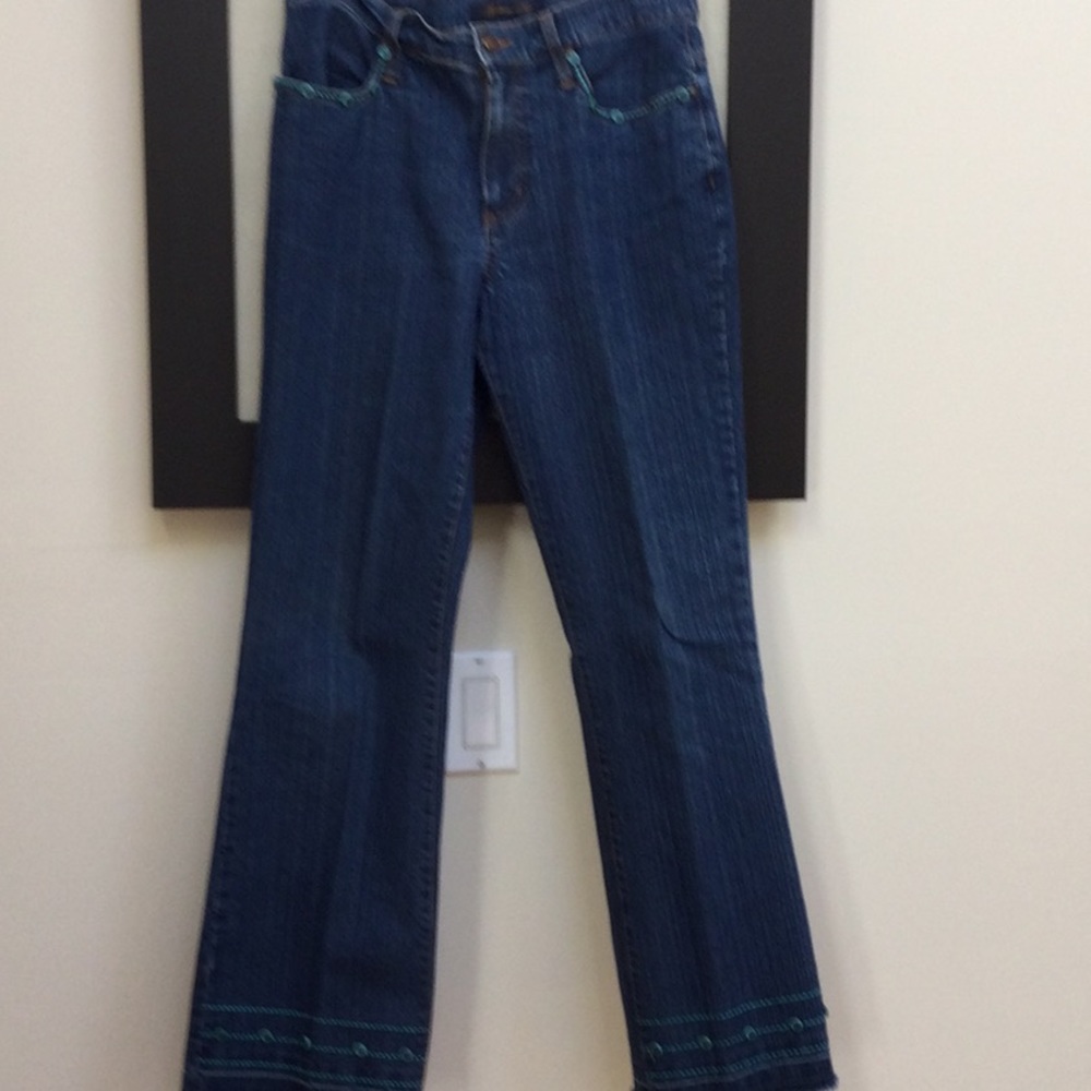 SPEC SALE 🎉Bill Blass Vintage Modern Fit Embellished Jeans Sz 4P